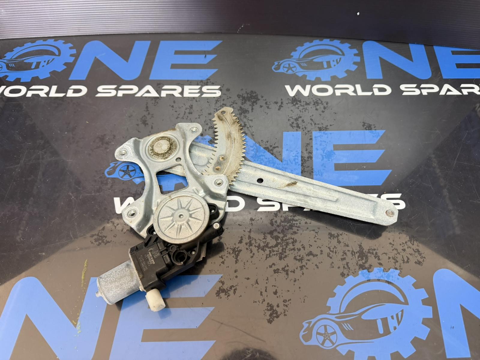 View Auto part Left Rear Wnd Reg/Motor Subaru Impreza 2018