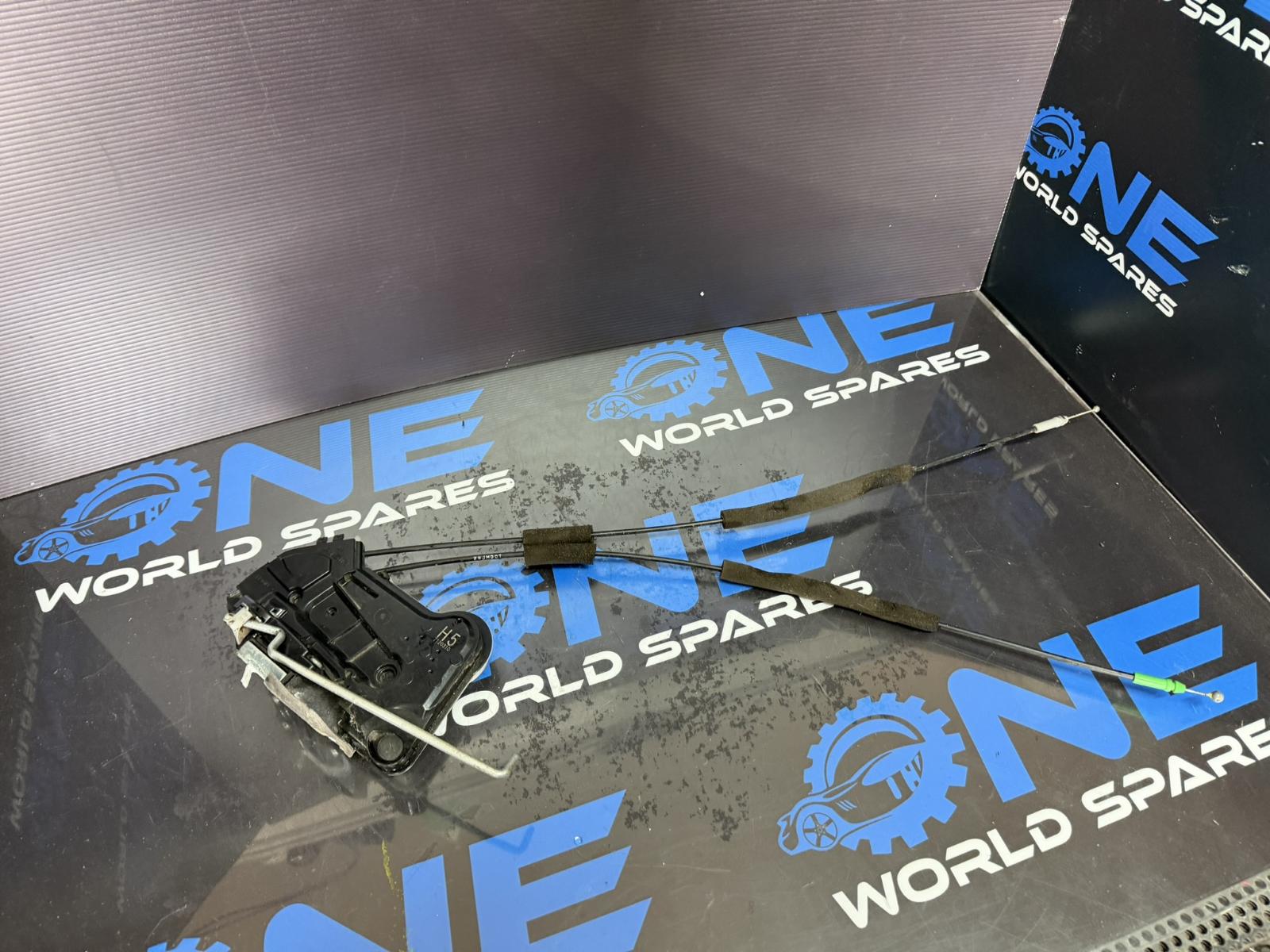 View Auto part Door/Boot/Gate Lock Subaru Impreza 2018
