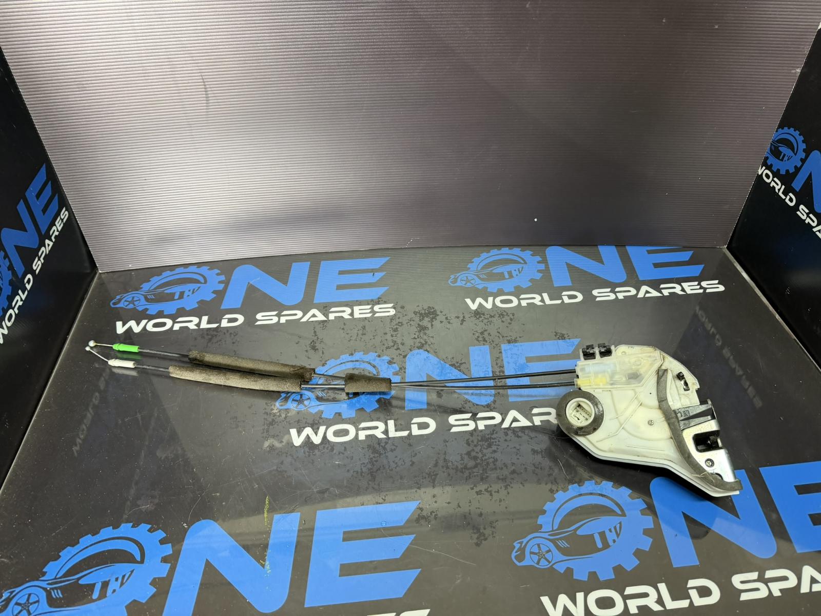 View Auto part Door/Boot/Gate Lock Subaru Impreza 2018