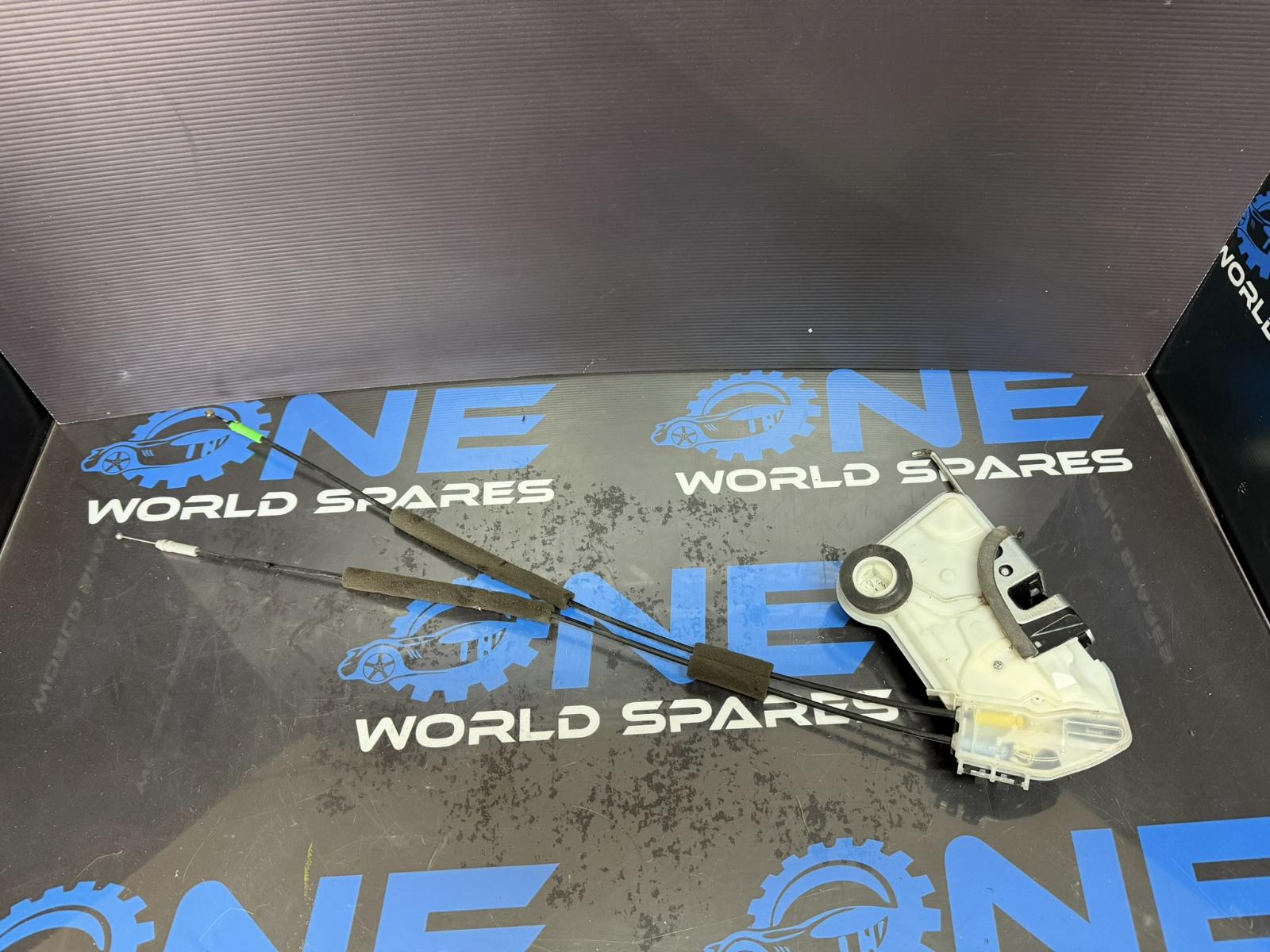 View Auto part Door/Boot/Gate Lock Subaru Impreza 2018