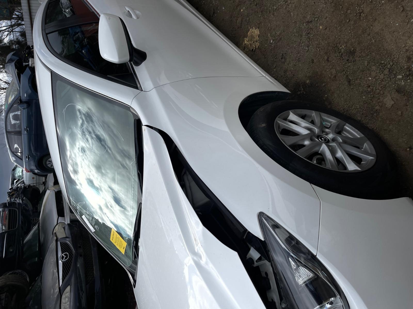 View Auto part Catalytic Converter Mazda 3 2016