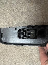 View Auto part Pwr Dr Wind Switch Isuzu Dmax 2023