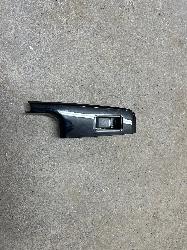 View Auto part Pwr Dr Wind Switch Isuzu Dmax 2023