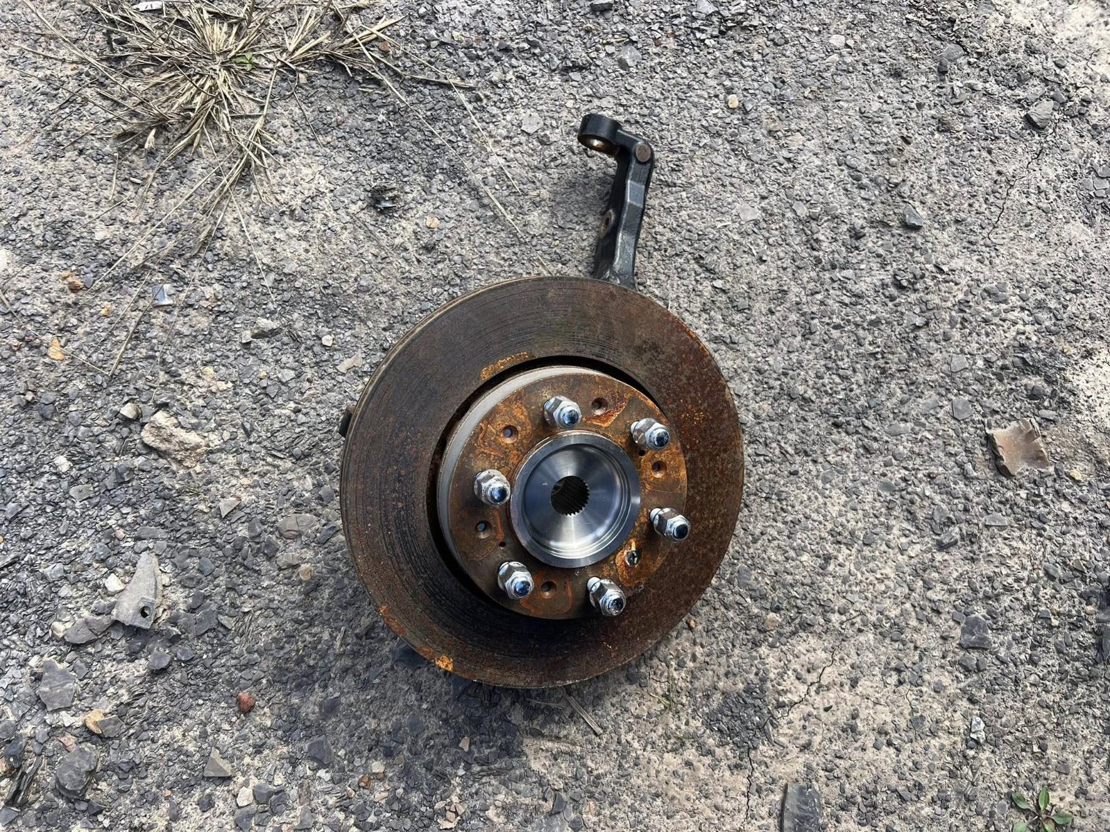 View Auto part Left Front Hub Assembly Isuzu Dmax 2023