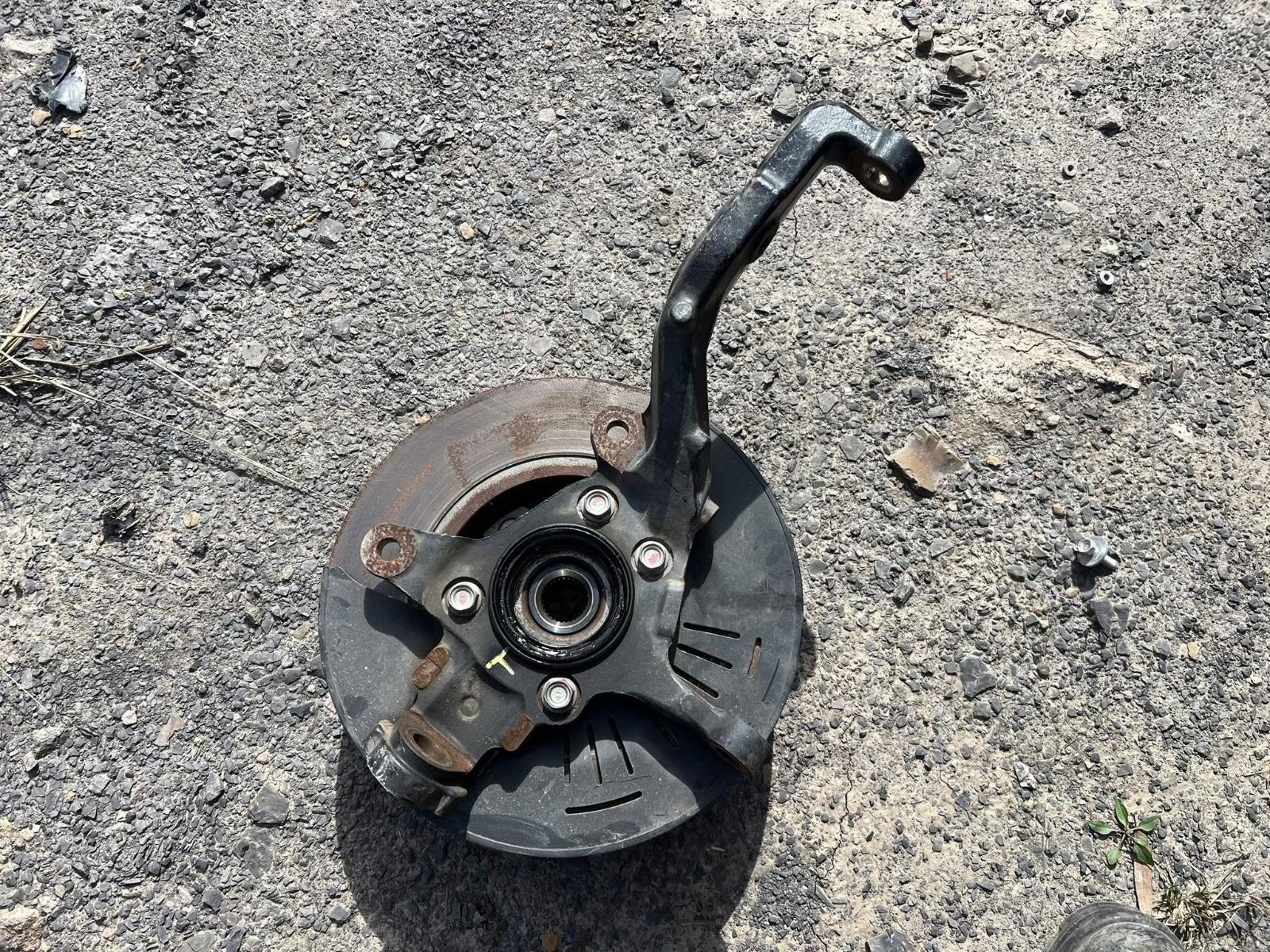 View Auto part Left Front Hub Assembly Isuzu Dmax 2023