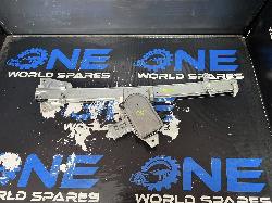 View Auto part Right Front Window Reg/Motor Mitsubishi Pajero 2002