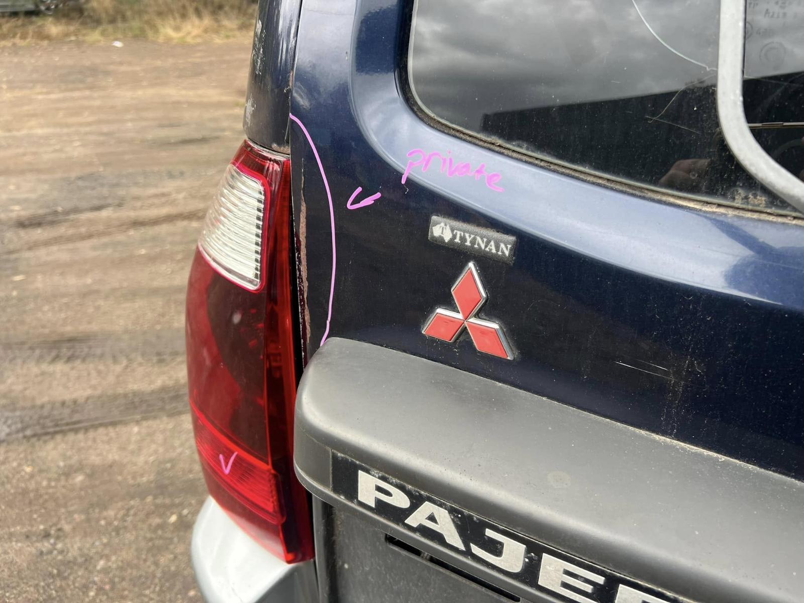 2002 Mitsubishi Pajero Bootlid/Tailgate View Auto part Bootlid/Tailgate Mitsubishi Pajero 2002
