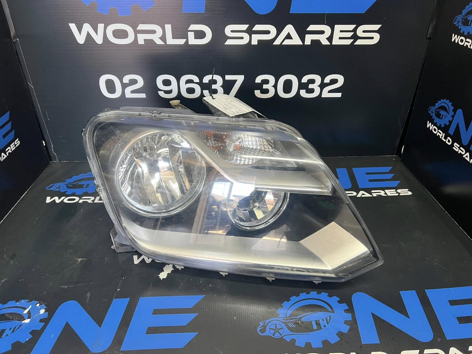 View Auto part Right Headlamp Volkswagen Amarok 2011