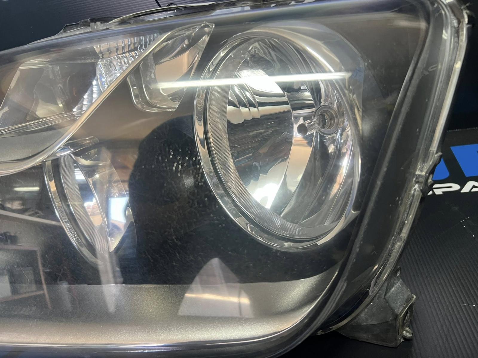 View Auto part Left Headlamp Volkswagen Amarok 2011