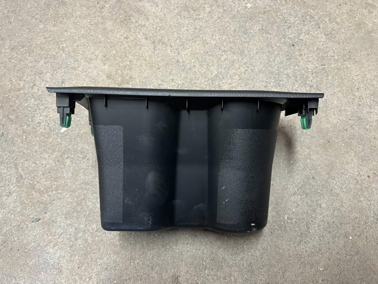 View Auto part Trim Panel Isuzu Dmax 2023