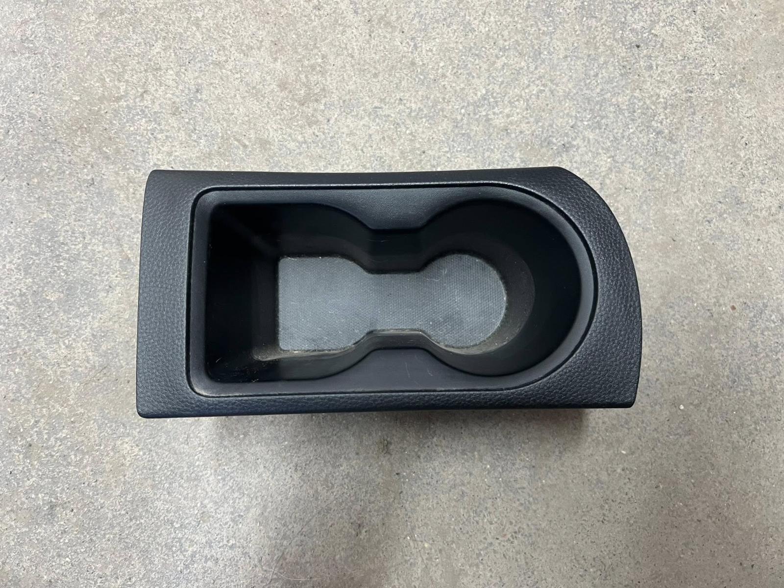 View Auto part Trim Panel Isuzu Dmax 2023