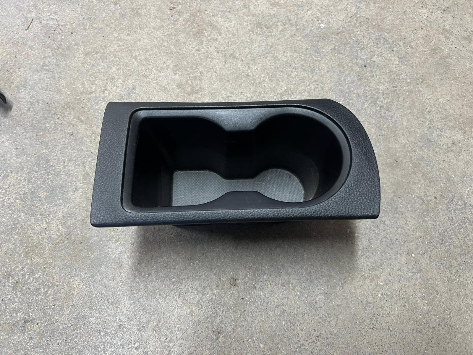 View Auto part Trim Panel Isuzu Dmax 2023