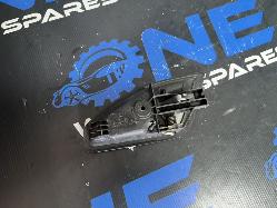 View Auto part Door Handle Ford Falcon 2004