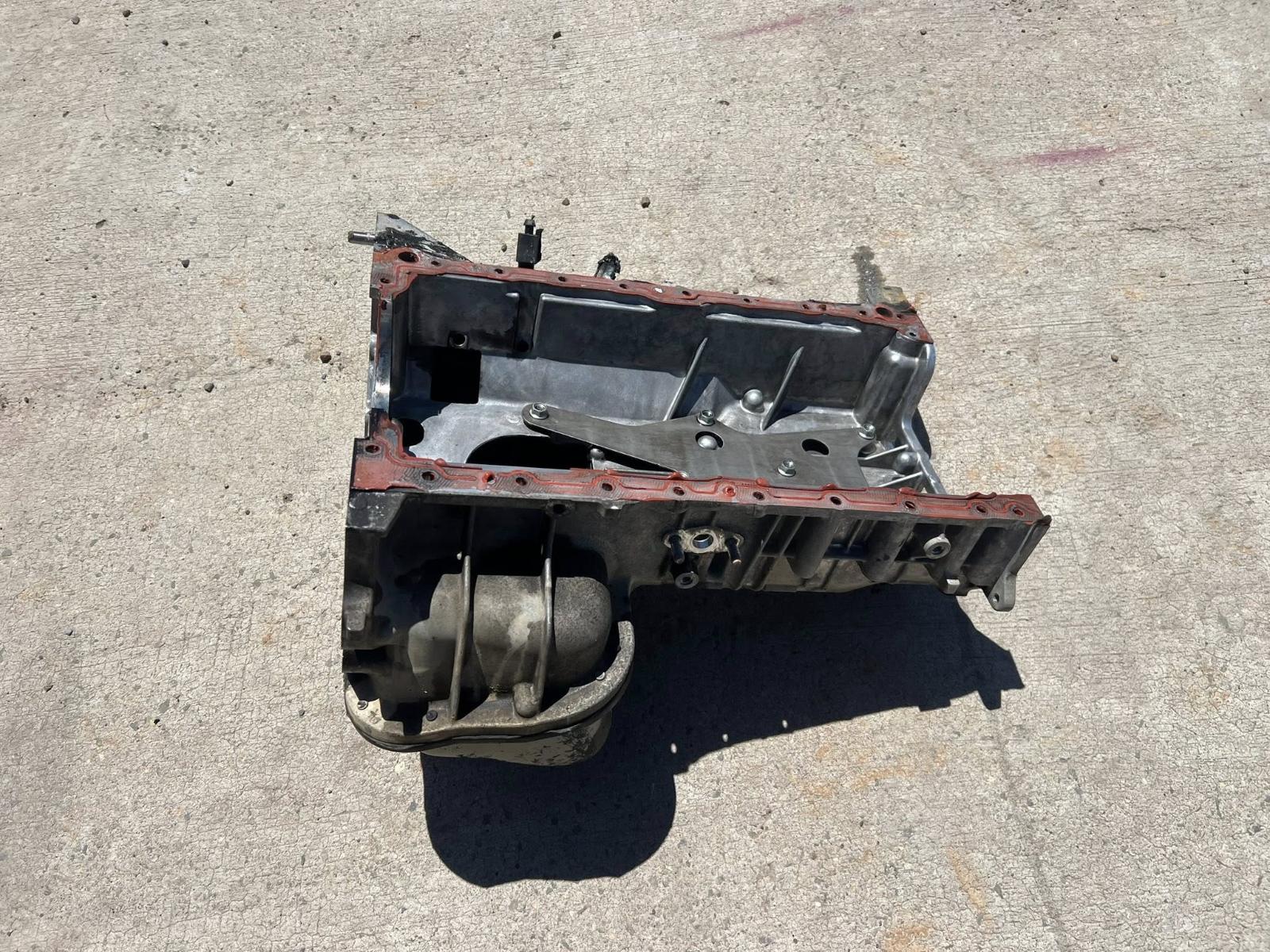 View Auto part Oil Pan/Sump Isuzu Dmax 2020