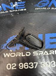 View Auto part Right Door Mirror Toyota Camry 2003