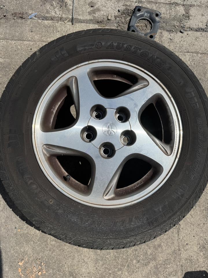 2001 Toyota Camry Wheel Mag View Auto part Wheel Mag Toyota Camry 2001