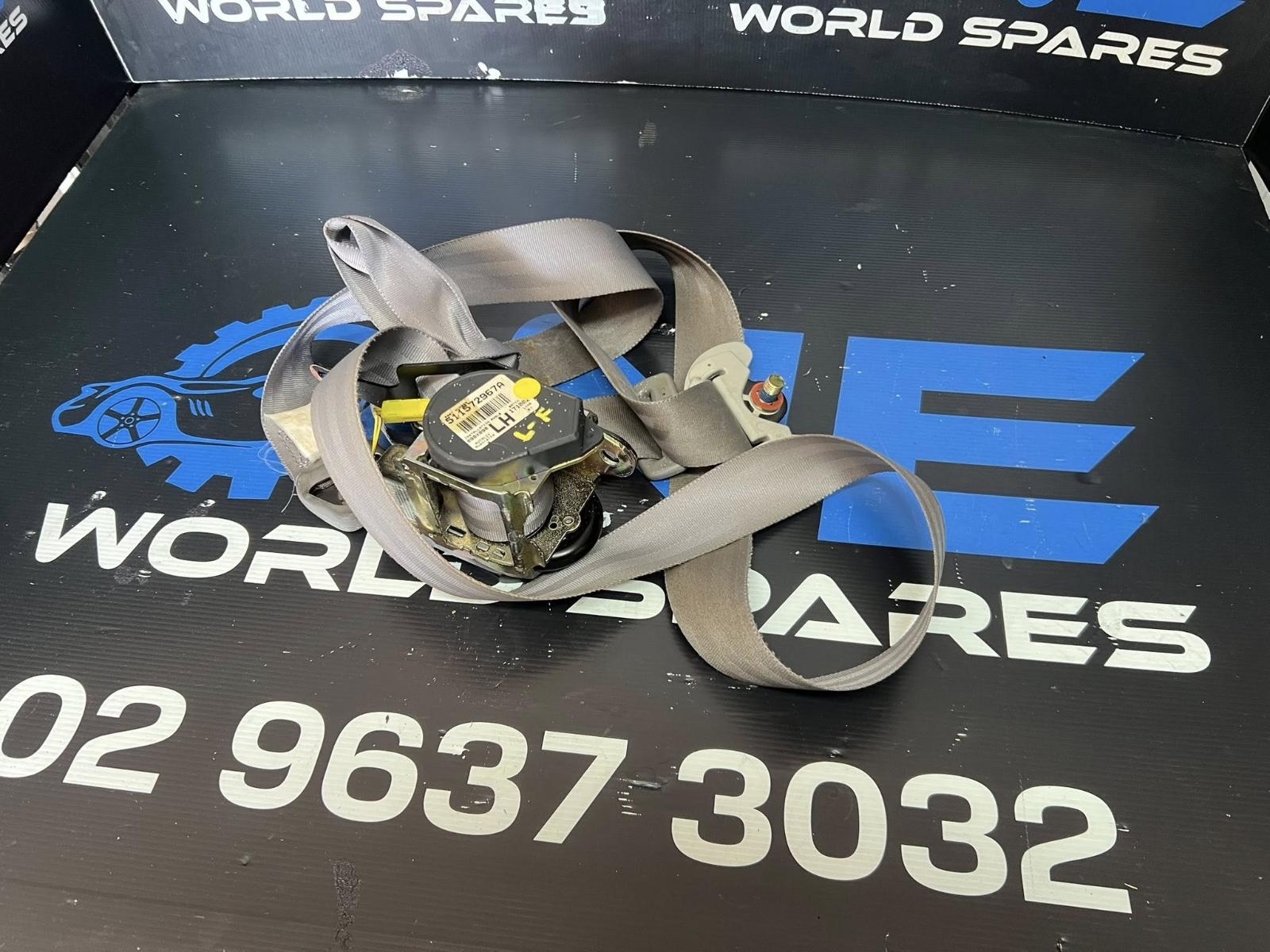 View Auto part Seatbelt/Stalk Toyota Camry 2004