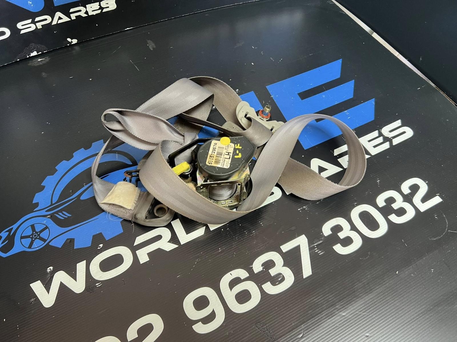 View Auto part Seatbelt/Stalk Toyota Camry 2004