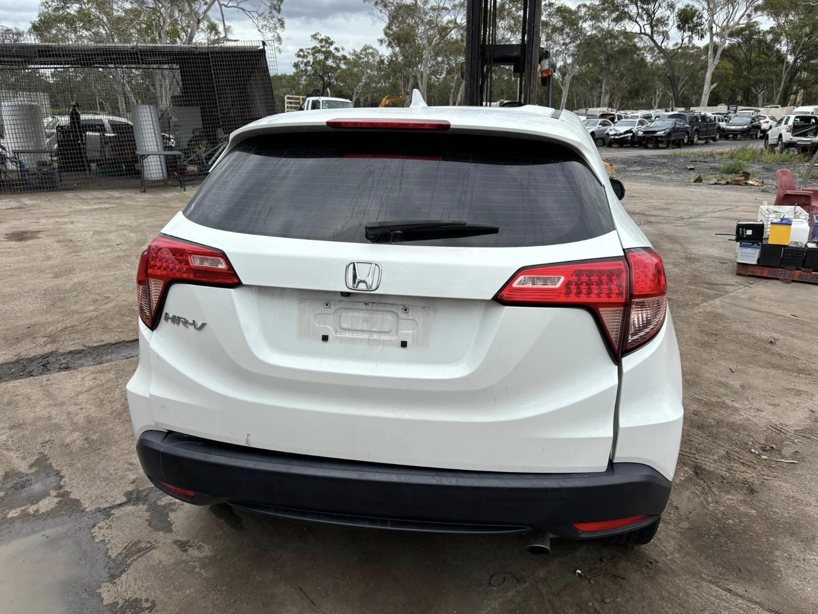 View Auto part Door Handle Honda Hrv 2016