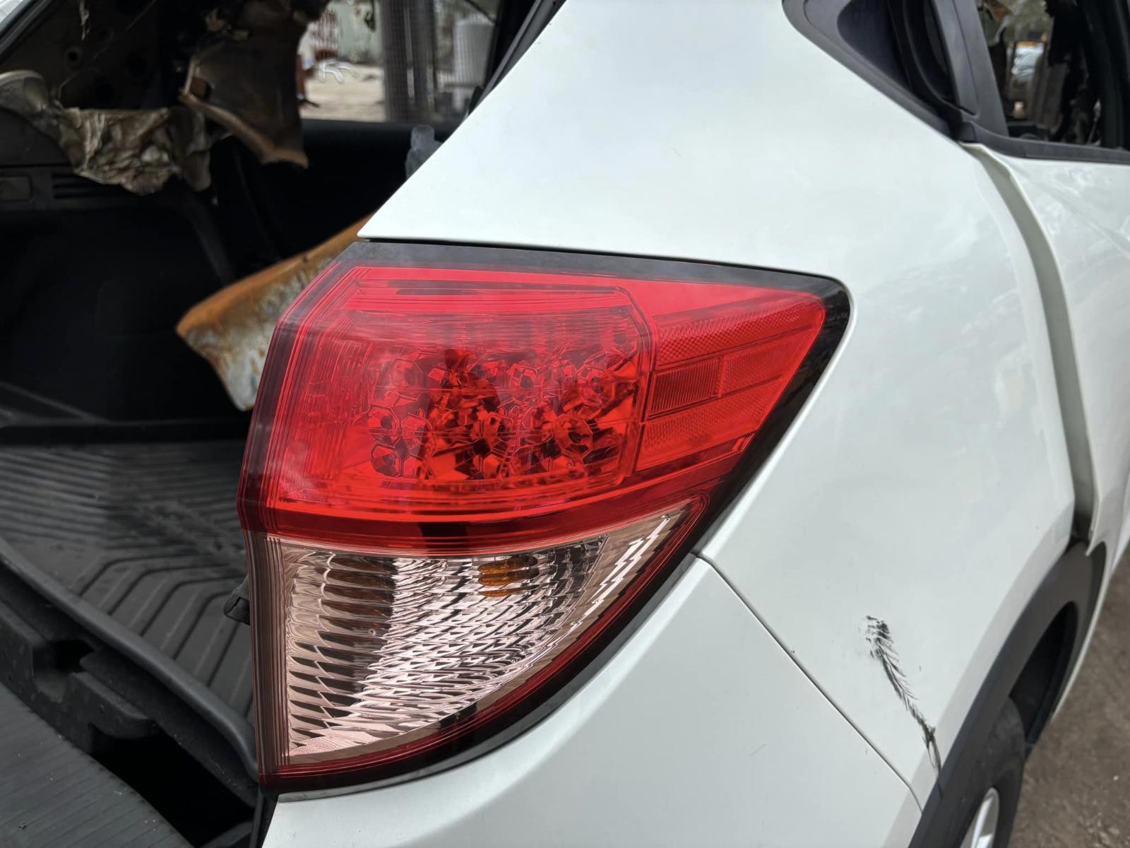 View Auto part Door Handle Honda Hrv 2016