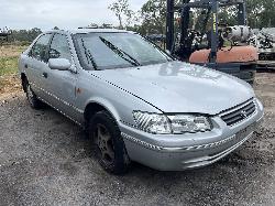 View Auto part Towbar Toyota Camry 2001