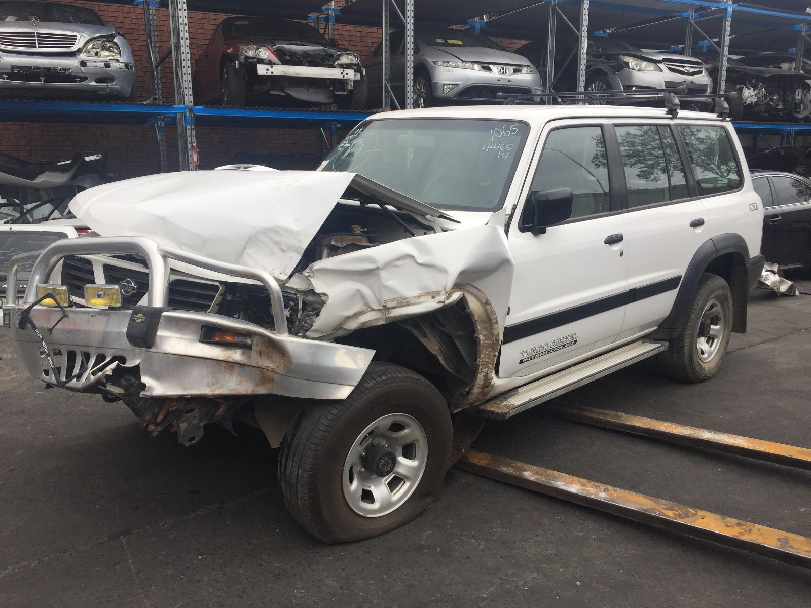 Fuel Filter Housing Patrol Nissan 1999