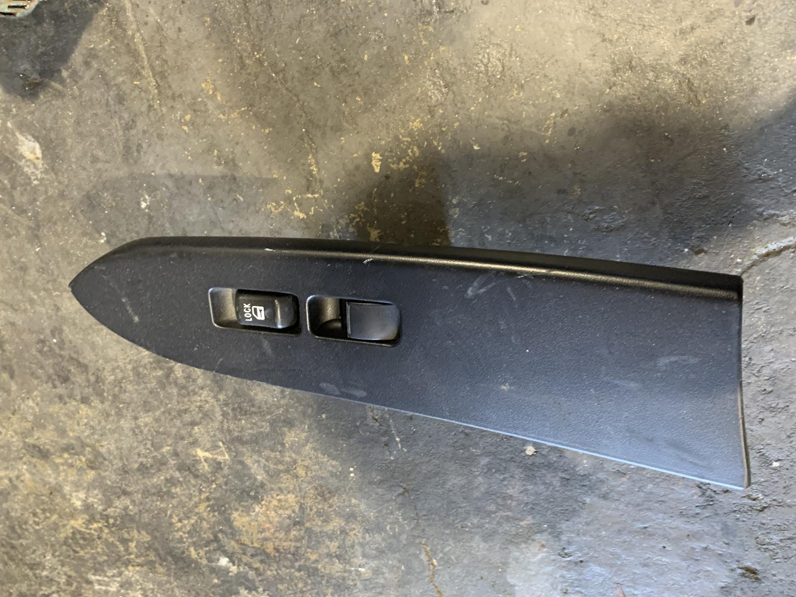 View Auto part Pwr Dr Wind Switch Mitsubishi 380 2006
