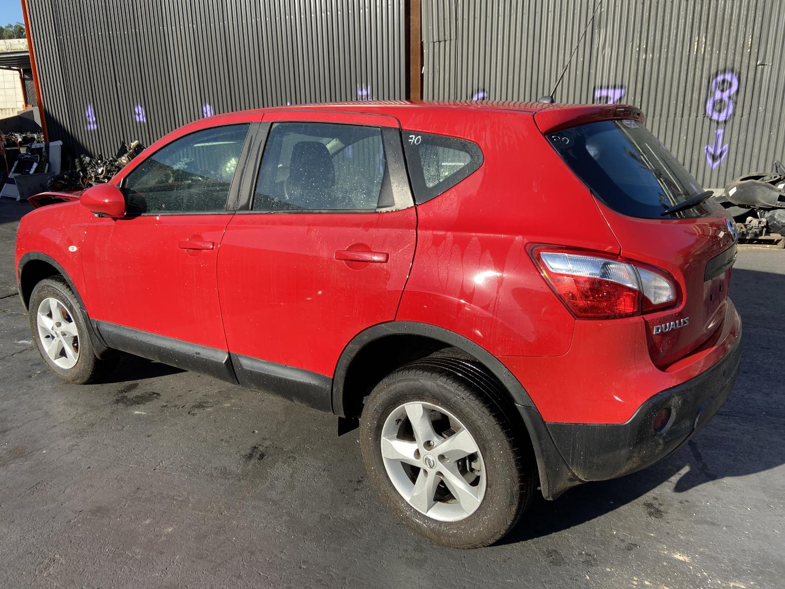 View Auto part Left Front Door Nissan Dualis 2012