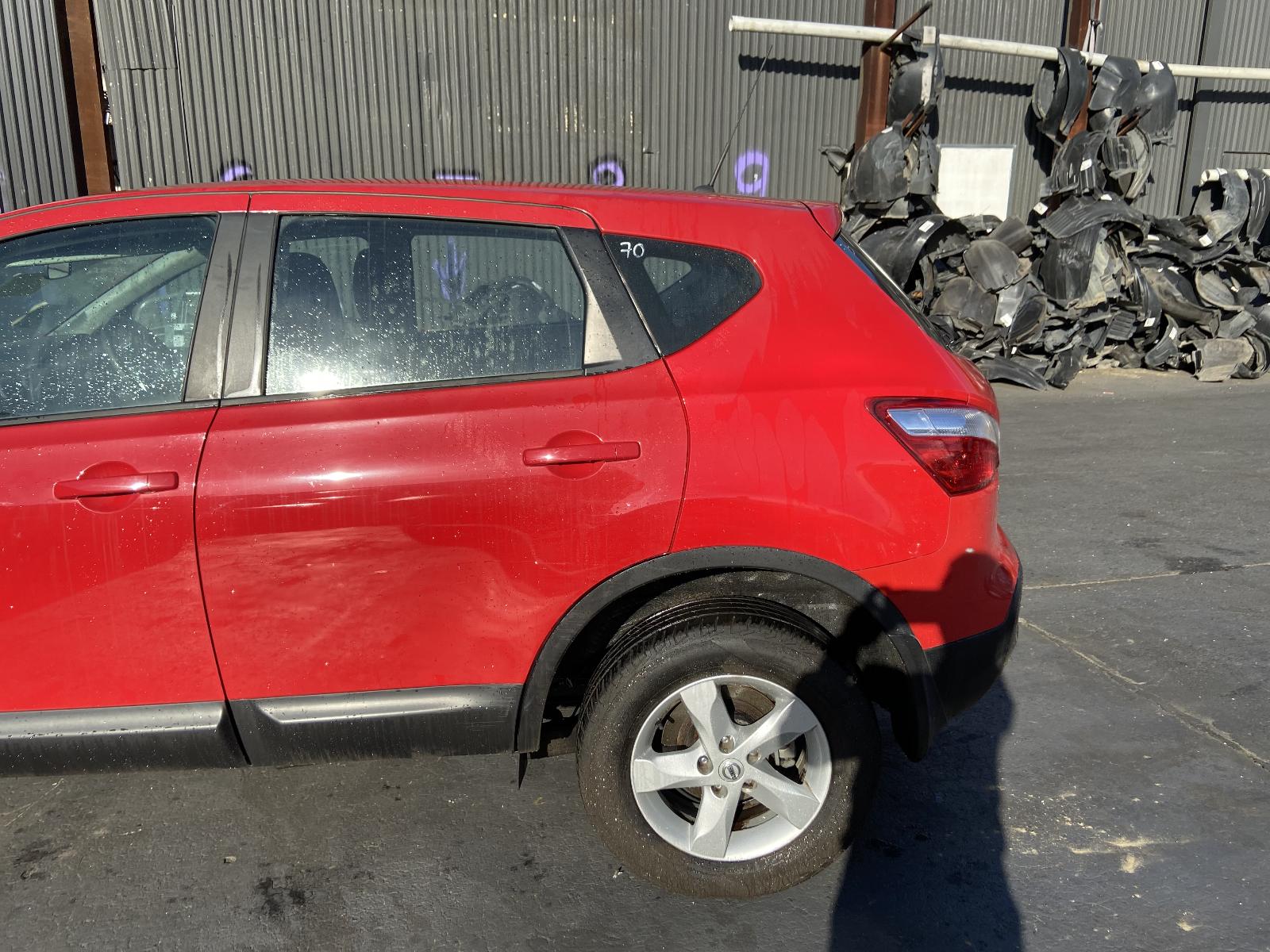 View Auto part Left Front Door Nissan Dualis 2012