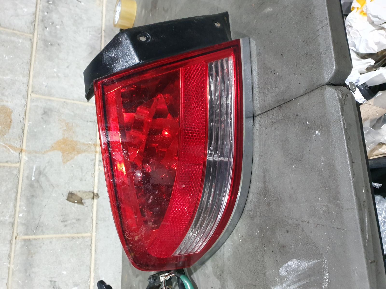 2003 Ford Falcon Left Taillight View Auto part Left Taillight Ford Falcon 2003