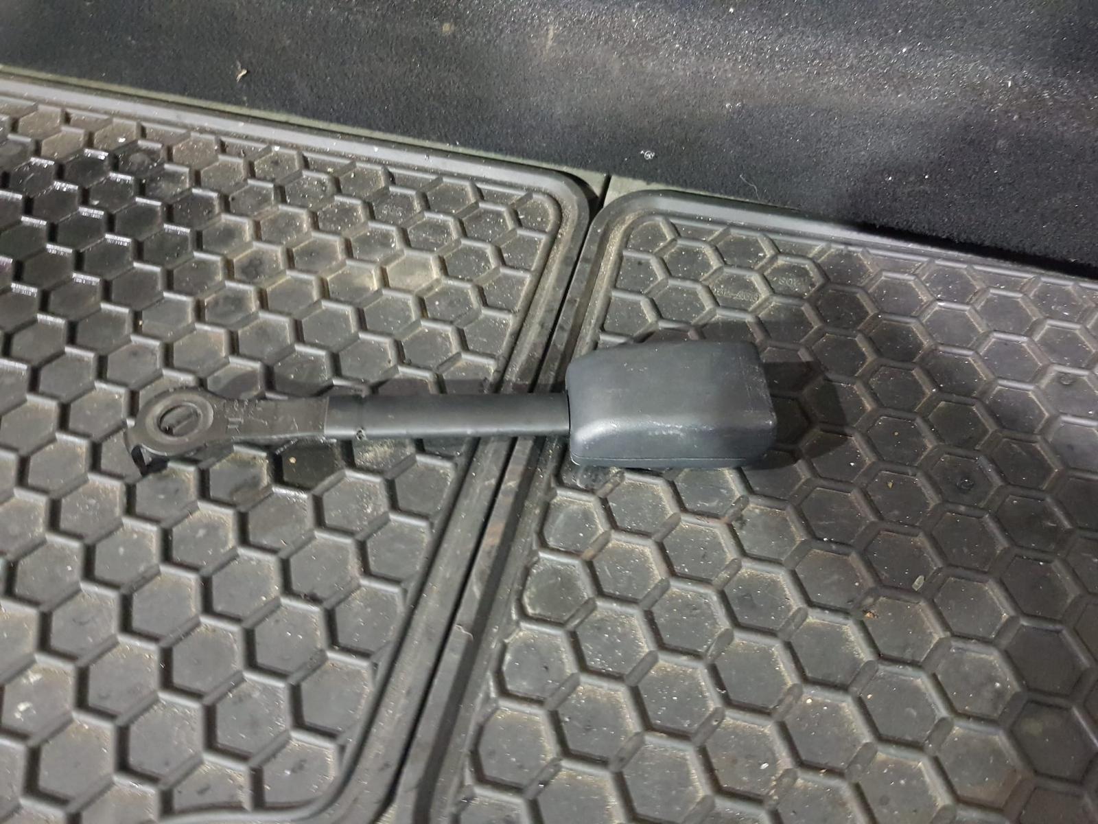 2006 Hyundai Tucson Seatbelt/Stalk View Auto part Seatbelt/Stalk Hyundai Tucson 2006